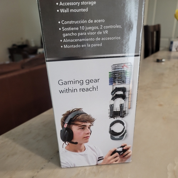 Game Rack/storage - Picture 2 of 4